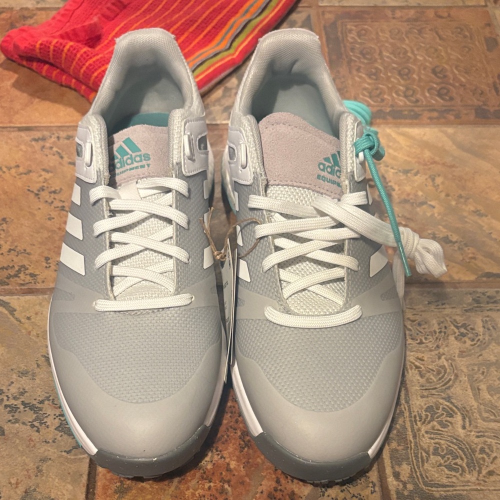 NWT Adidas Light Gray and Teal Golf Sneakers